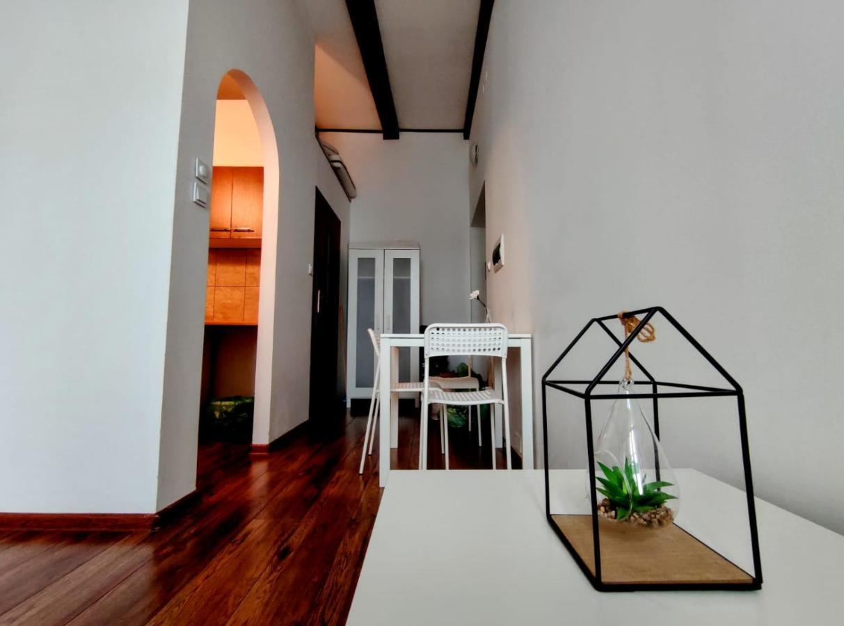 Apartment In The Heart Of Kazimierz Cracóvia Exterior foto